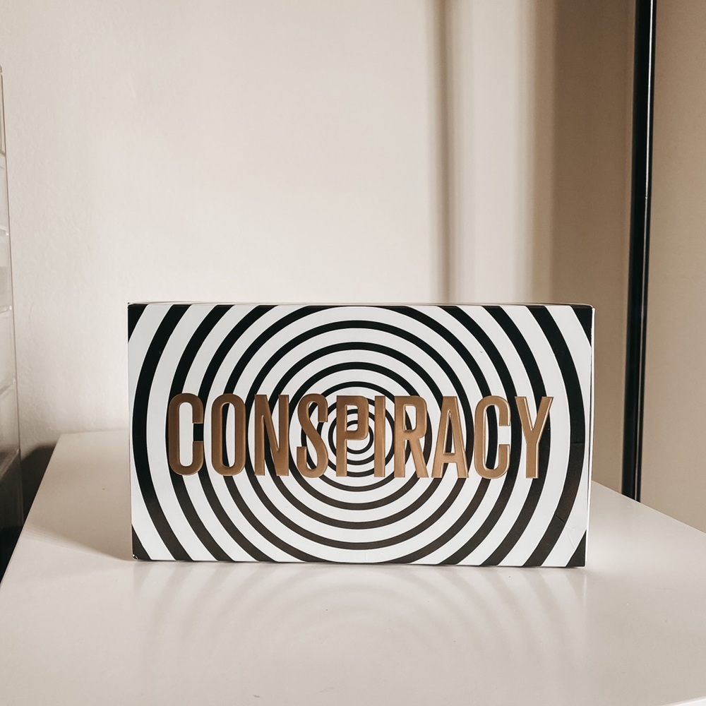 Shane Dawson x JSC Conspiracy Eyeshadow Palette